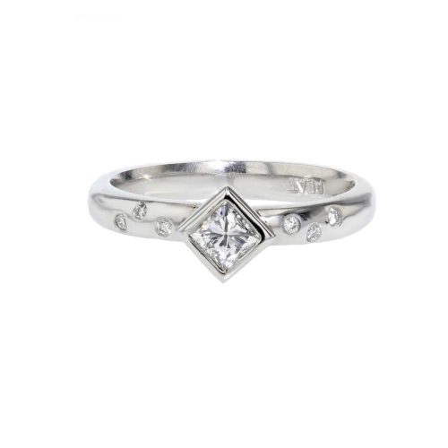 Engagement and Diamond Rings Platinum Ring with Princess Cut Diamond