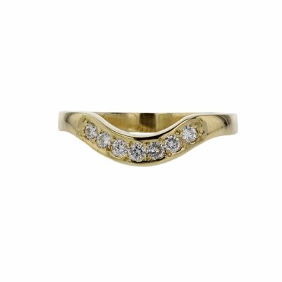 Fitted 18ct. Yellow Gold Ring