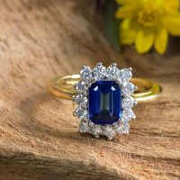 How to Choose an Engagement Ring